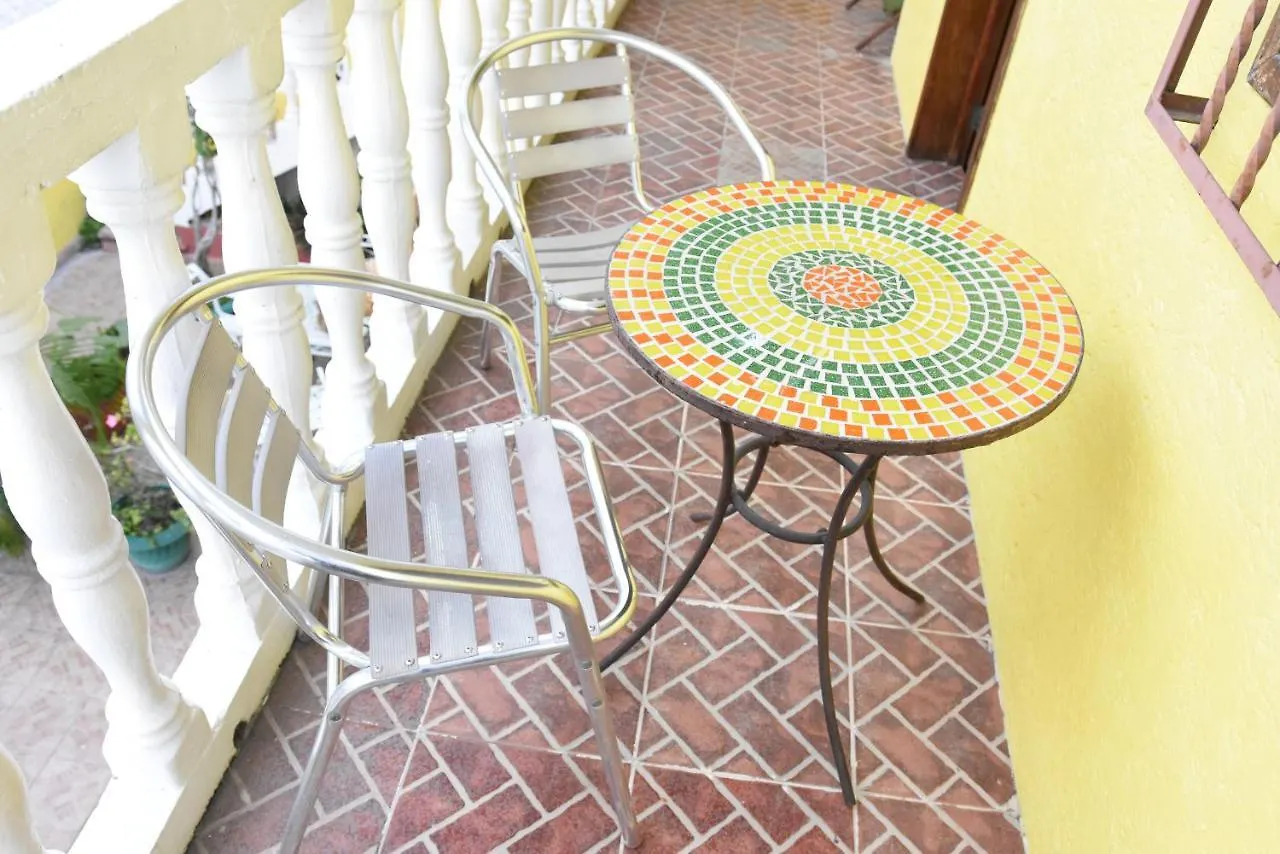 Cancun Guest House 2